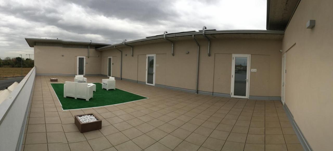 Terrazza Rooms Castrezatto Eksteriør billede